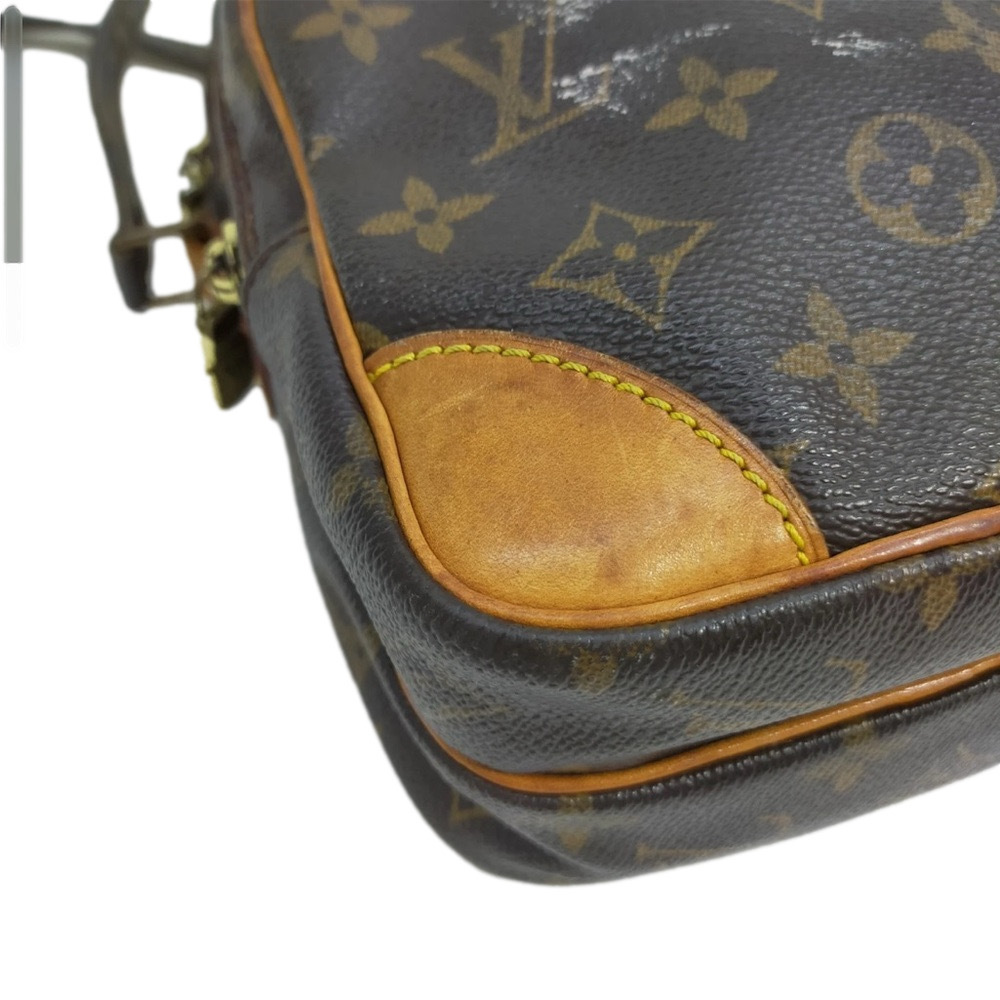 Louis Vuitton LV Amazone Monogram Crossbody Bag - has marks - Picture 13 of 17